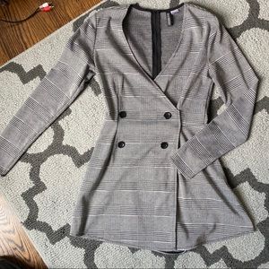 Long Sleeve Houndstooth Romper